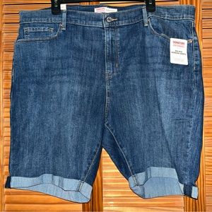 Signature by Levi Strauss Mid Rise Denim Jean Bermuda‎ Shorts Size 22 NWT